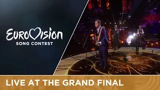 LIVE - Douwe Bob - Slow Down (The Netherlands) at the Grand Final