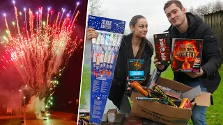 ONS OUD EN NIEUW MET SUPER VEEL VUURWERK! | VUURWERK COMPILATIE 2022/23