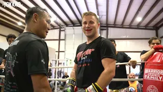 Saenchai and Superlek arrive in Austin...SPARRING| YOKKAO Muay Thai Seminar Tour 2022