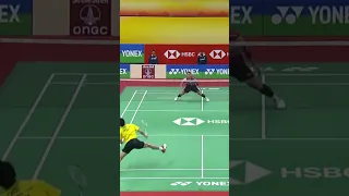 Perfect backhand crosscourt netshot by Chou Tien Chen #choutienchen #badminton