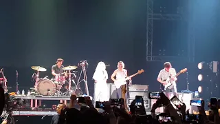 Paramore Live in Singapore 2018 - That's What You Get