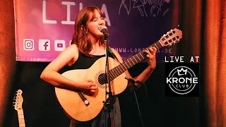 Wheatus - Teenage Dirtbag (Live Cover by Loni Lila at Club Krone)