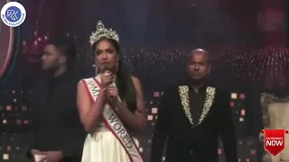 Mrs. Sri Lanka Leaves Stage In Tears After Previous Winner Snatches Crown, Calls Her ‘Divorcee’