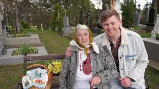 Easter basket blessing in Western Ukraine 2021 / Easter in Ukraine 2021 /Великдень у Львові / Паска