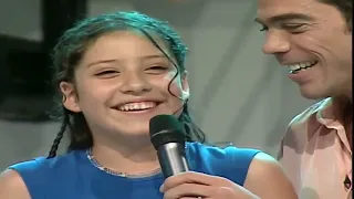 Rojo 2da Generacion -  Maria Jose Quintanilla  Recibe el Primer Disco del programa (Rojo 2003)