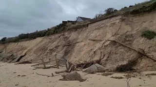 Beach walk along a very windy Hemsby coast Christmas eve 2023