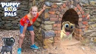 Assistant Pretend Play Hunt for Puppy Dog Pals with Vampirina in a Gold Mine