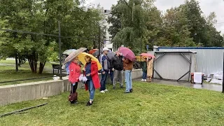 Жители ЮЗАО против вырубки деревьев под метро в Москве / LIVE 08.09.20