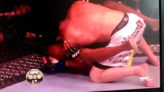 Silva vs. Sonnen Full Fight (round 1)