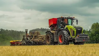 Claas Xerion 5000 Trac VC & Sly StripCat II and Väderstad Tempo V12 | StripTill Corn Sowing