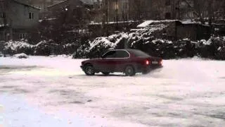 BMW E34 ARMENIA  Winter drifting