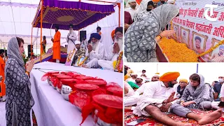 Priyanka Gandhi Vadra takes part in ‘antim ardas’ of deceased farmers