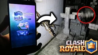 ¡ABRO COFRES en el CEMENTERIO de NOCHE! - Clash Royale [ANTRAX]☣