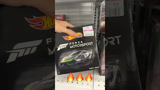 GETTING LUCKY #hotwheels #hunting #forza #lucky #motorsport