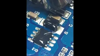 Desoldering ic smd doide, capacitor and resistor Hand Desoldering Techniques #JLCPCB #ic #capacitor