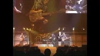 AC/DC- Stiff Upper Lip [Live in Yokohama, Japan, Feb. 19, 2001] (Pro Shot)