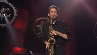 David Sanborn - Mindblowing Sax Solo (Montreux 1997)