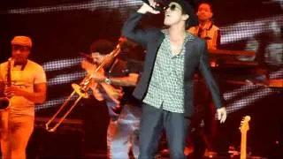 Locked Out of Heaven - Bruno Mars LIVE at Capital Fm's Jingle Bell Ball 2012