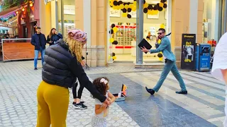 HUMAN STATUE -  Malaga Center Spain 2022 - Amazing STATUE street performance