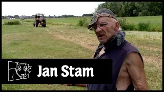 Opnieuw op bezoek bij Jan Stam! | Man bijt hond