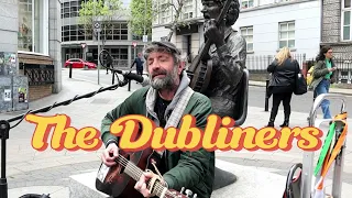 (The Dubliners) "The Town I Loved So Well" Performed Beautifully by Dubliner Mick Mcloughlin.