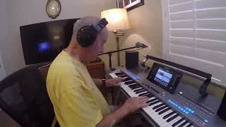Moonshadow (cover) played on a Yamaha Tyros 5 keyboard