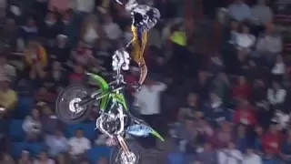 Red Bull X-Fighters 2009 Mexico Semi Final 2 - Levi Sherwood vs Mat Rebeaud