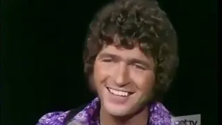 MAC DAVIS - "A POEM FOR A LITTLE LADY" from "THE JOHNNY CASH SHOW"