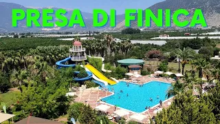 Hotel Presa Di Finica i Fun & Sun Club Di Finica, baseny, pok. hotelowe, widok z balkonu i jedzenie.