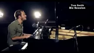 Tom Smith [Editors] - Dancing in the Dark (Bruce Springsteen cover)