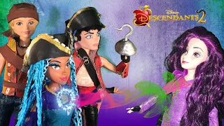 Uma Takes Mal's Magic! Uma Harry Gil go to Auradon Disney Descendants 2 doll episode 2