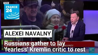 Russians gather in subdued defiance to lay 'fearless' Kremlin critic Navalny to rest • FRANCE 24