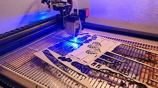 Lightburn Funktion "Schneiden und Drucken" auch "Cut and Print" erklärt!