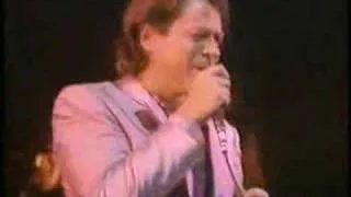 Robert Palmer - You Are In My System (Live)