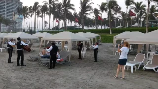 SERENATA EN LA PLAYA CON MARIACHI EN ACAPULCO CON 5 INTEGRANTES. INFORMES NXTLWHATS 744-469-7988