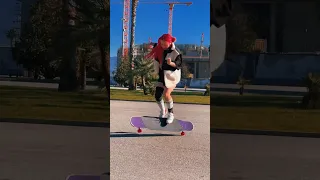 Трюк фламинго на лонгборде в конце! / The flamingo longboard trick at the end! 🦩