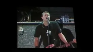 blink-182 - Adam's Song live [READING FESTIVAL 2003]