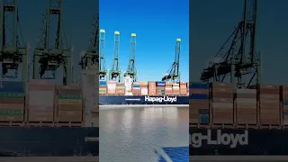 Hapag-Lloyd 🚢 🛟 #seaman #merchantnavy #shipvideo #shiplife #container #containership #hapaglloyd