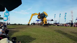 JCB 3CX Global en Expoactiva