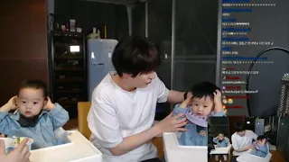 How Cho Kyuhyun stops his nephew from crying?