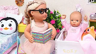 Mom & Baby bedtime! Play Dolls family routine stories