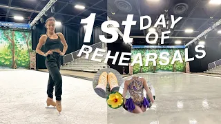 VLOG: first day of rehearsals, costume fittings, meeting the cast, hotel room tour! ⛸️🎪