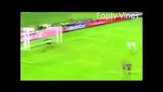 A 25 yard 'Bicycle kick' Seriously