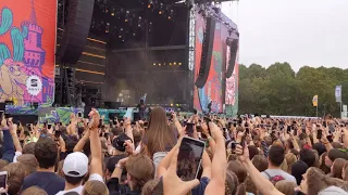 billie eilish // bad guy (ft. me and thousands of germans screaming) // lollapalooza berlin 2019