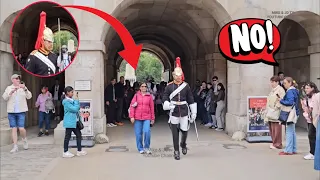 Unbelievable Behaviour! This Stupid Idiot Tourist Walks And Copies King’s Guard…So DISRESPECTFUL! 😡