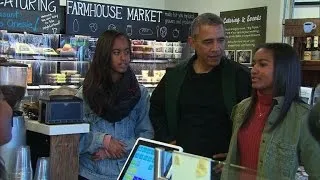 Obamas celebrate Small Business Saturday with shopping trip