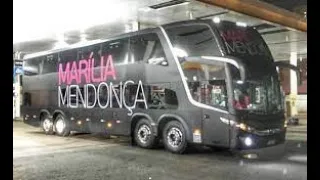 Cortejo de ônibus de artistas sertanejos ao corpo de Marília Mendonça | Homenagem a Marília Mendonça