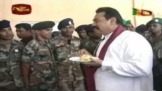 H.E the President visits Kilinochchi 16 th April 2009