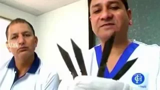 رجل هندي طلعو من بطنه 40 سكين ومازال عايش