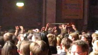 Opeth - Mickes guitar crowdsurfs 2011-12-08